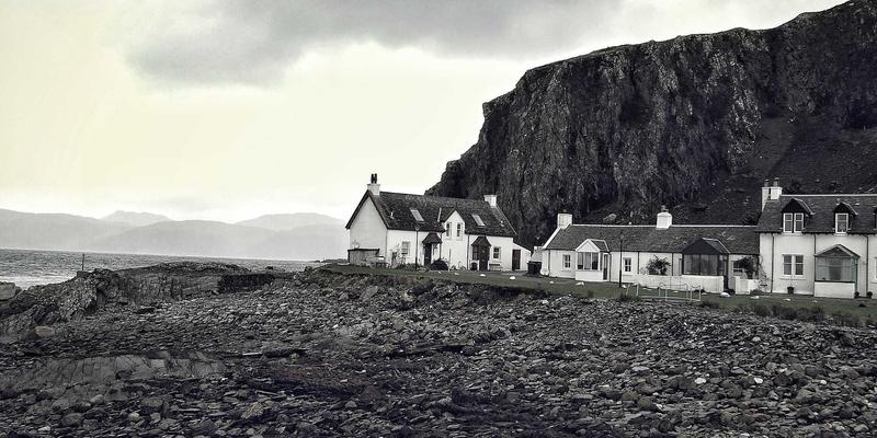 精密光学元件加工新纪元：精德CNC如何实现从非球面透镜到自由曲面的超精密磨削