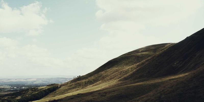 精密加工新纪元：从零部件制造到智能工业制造的三大趋势