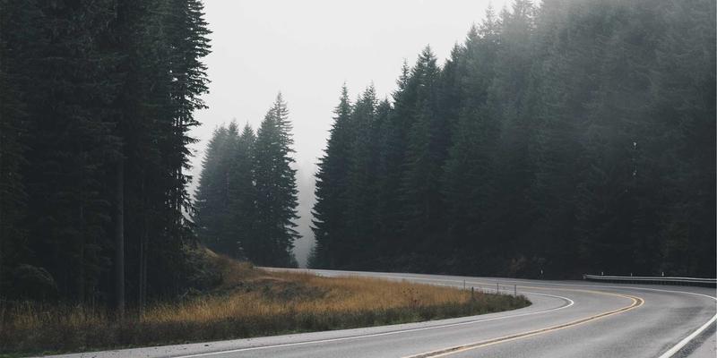 精密零件制造的基石：材料选择如何决定工业制造的加工精度